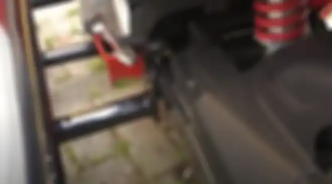 Rangka side car Gesits ini terbuat dari bahan besi simless, pasti kuat nih