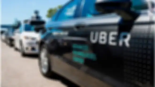 Saat ini Uber sedang mencoba pengoperasian mobil tanpa sopir.