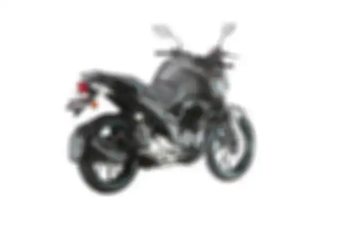 Yamaha FZS-FI 2021 tampak belakang.