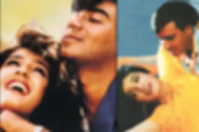 Ajay pernah berkencan dengan Raveena tetapi dekat dengan Karisma