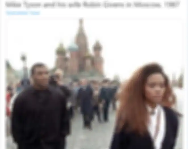 Mike Tyson (kiri) dan Robin Givens (kanan).