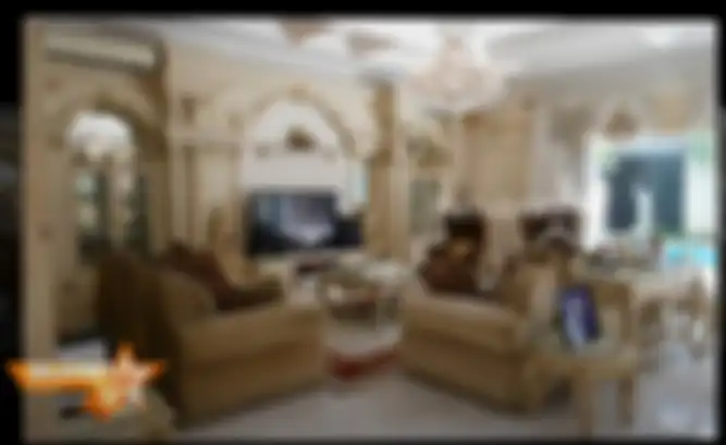 Bagian dalam rumah Syahrini