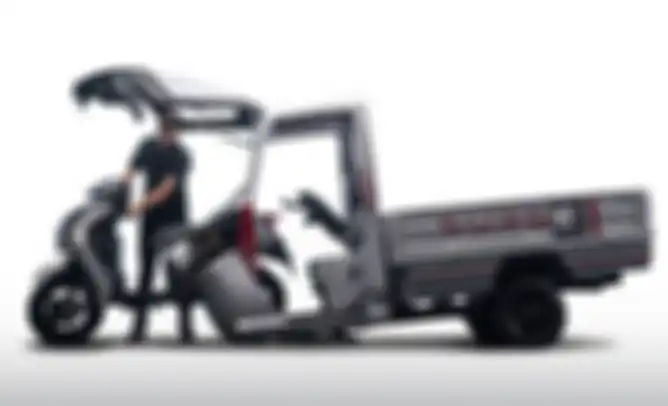 Hero Surge S32 skutik listrik bisa berubah jadi motor roda tiga rencananya meluncur tahun 2025 mendatang.