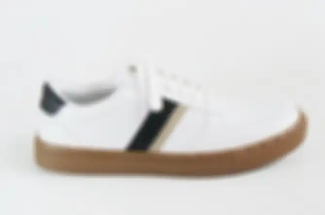 Sneakers Low Warna Putih Gum Miles & co