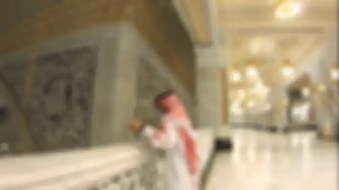 Fotografer asal Madura ini sukses kerja di Masjidil Haram, ternyata segini gajinya. 