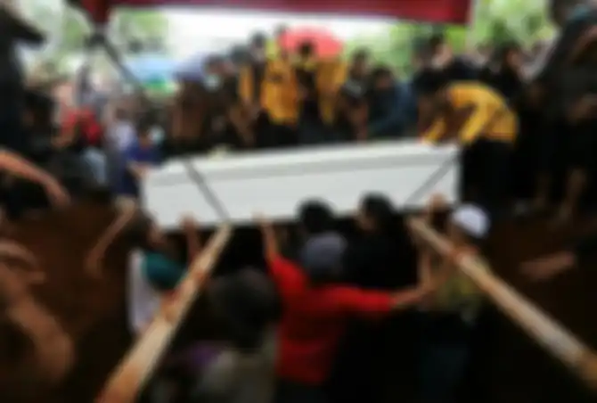 Pernikahan Bibi dan Vanessa rupanya sempat tidak mendapatkan restu. Haji Faisal, ayah Bibi tak setuju pada pilihan putranya karena hal mendasar ini.