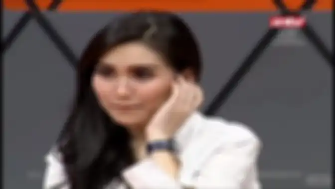 Ayu Ting Ting terkejut