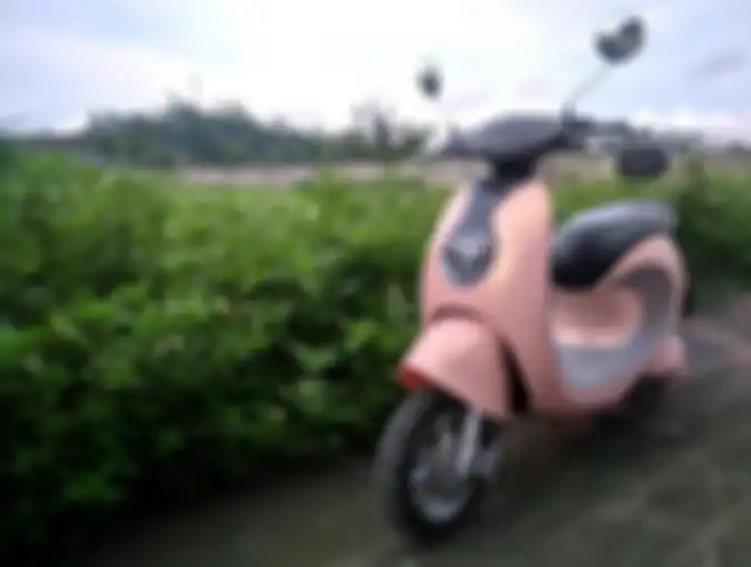 BF Goodrich BF-Angela, skuter listrik yang cocok untuk ladies bikers.