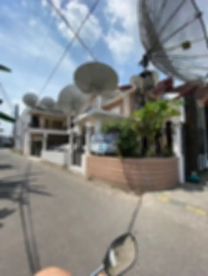 Parabola rumah Roy Suryo