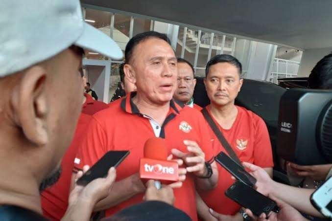 Pria yang akrab disapa Iwan Bule itu terpilih melalui KLB PSSI yang digelar di Hotel Shangrilla