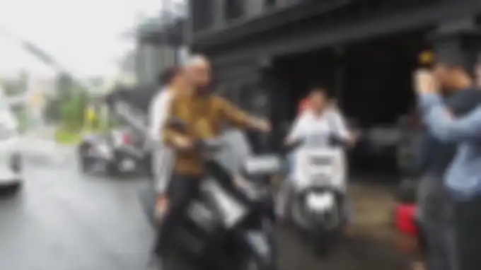 Ahmad Dhani naik Yamaha NMAX