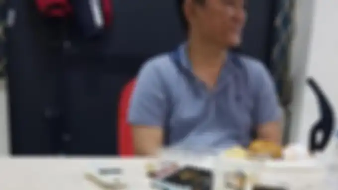 Andi Arief ditangkap polisi, diduga menggunakan narkoba di sebuah hotel di Jakarta Barat.