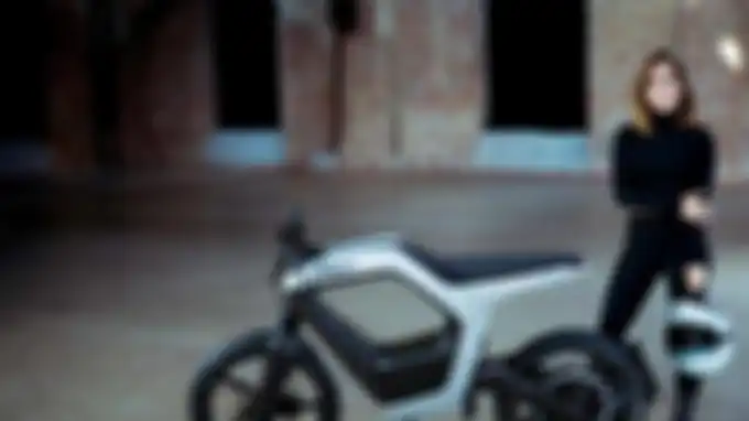 motor listrik novus tampil futuristik