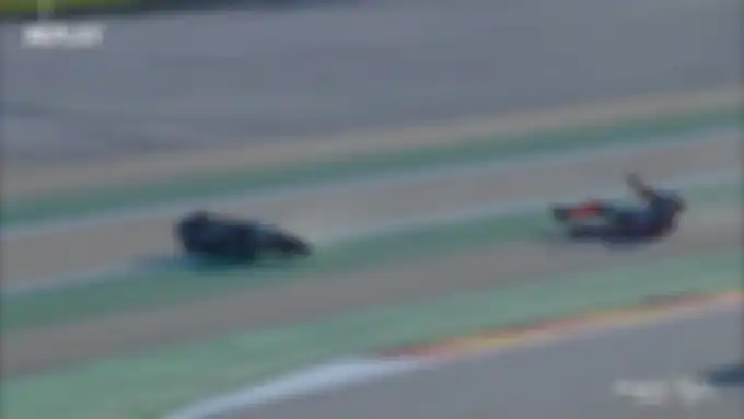 Pembalap Rivacold Snipers Team, Alberto Surra terjatuh di tikungan 9 saat FP3 Moto3 Aragon 2022 berlangsung.