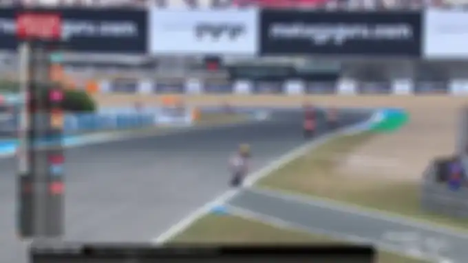 Imbas 3 pembalap Moto3 terjatuh di tikungan 11, bendera merah atau red flag berkibar.