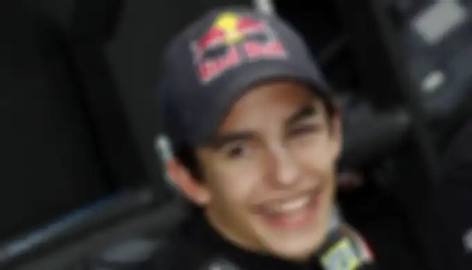 Saraf mata kanan Marc Marquez bermasalah, setelah crash highside di tes pra musim Sepang, Malaysia 2011