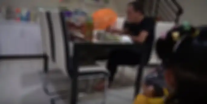 Potret ruang makan rumah Ayu Ting Ting