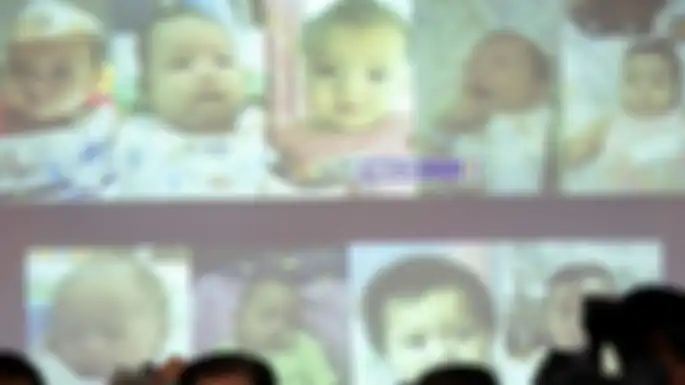 Dalam persidangan ditampilkan foto-foto yang diyakini anak dari Shigeta