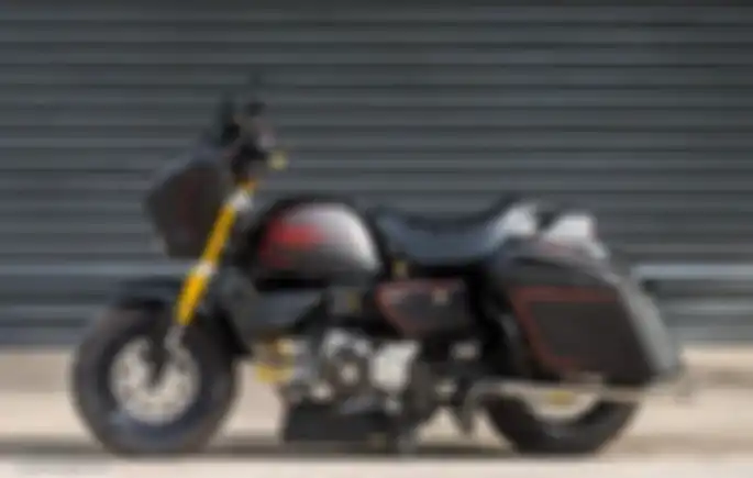 Terdapat boks samping pada modifikasi motor Honda Monkey 125 ini.