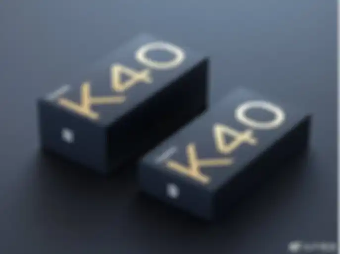 Lu Weibing, CEO Xiaomi memposting gambar dua kotak pembelian Redmi K40 Series yang kemungkinan akan hadir tanpa charger.