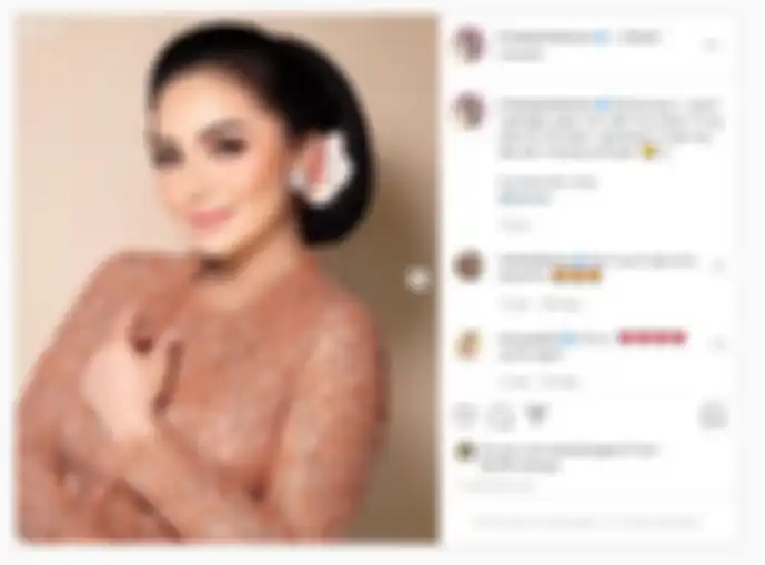 Krisdayanti berbalut kebaya nan anggun