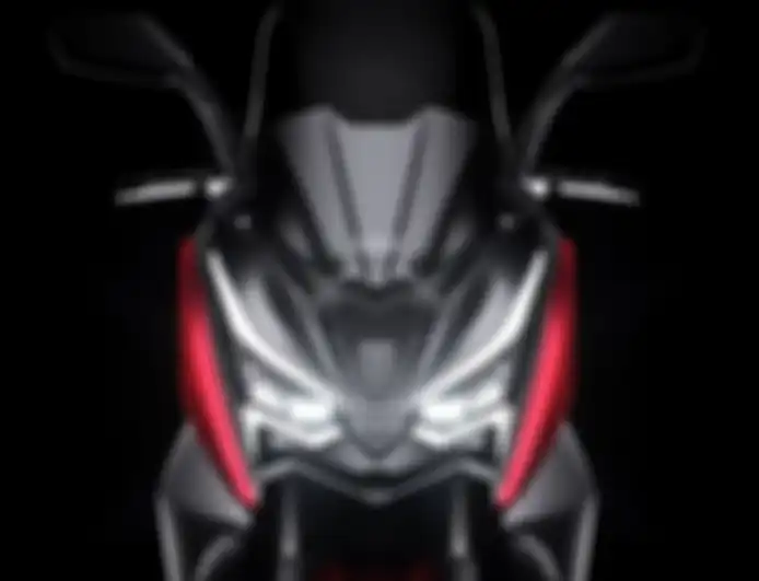 Headlamp Ariic Chinf 318, motor matic baru lawan Yamaha XMAX.