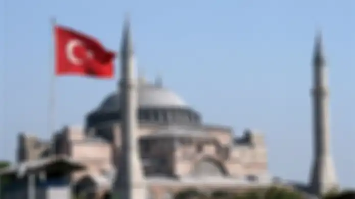 Hagia Sophia memiliki makna besar sebagai simbol agama dan simbol politik