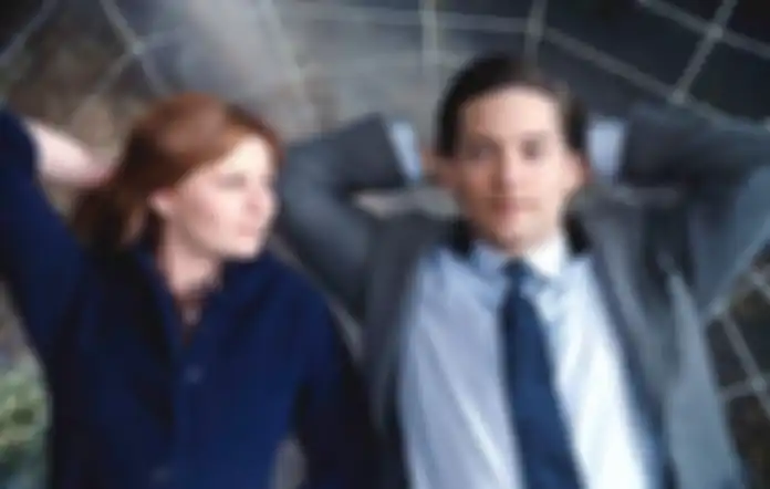Kirsten Dunst dan Tobey Maguire dalam Spider-Man 