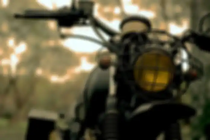 Tampang Thunder 125 ini galak pakai headlamp dengan grill