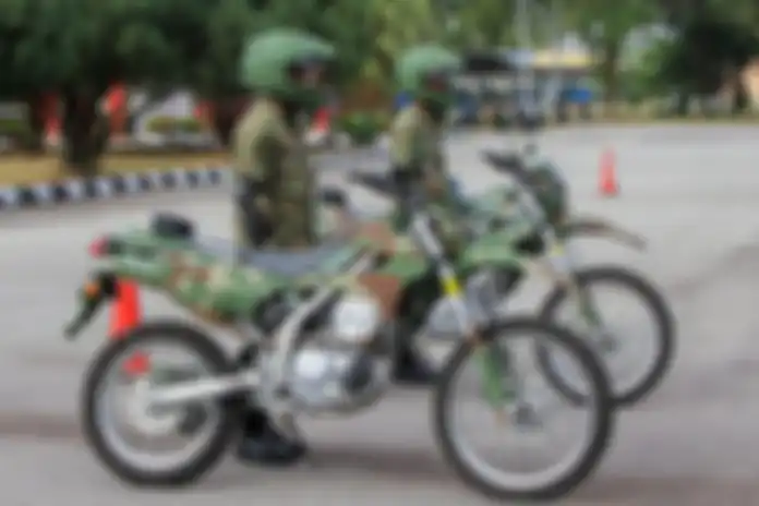 Tentara Angkatan Darat Malaysia telah menambahkan 180 unit Kawasaki KLX 250 sebagai bagian dari daftar aset mereka.