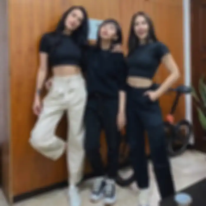 Foto bareng Sophia Latjuba bareng Pevita Pearce dan sutradara Upi Avianto