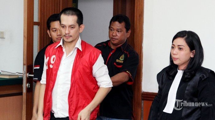 Jupiter Fortissimo saat menjalani sidang perdana kasus narkoba di Pengadilan Negeri Jakarta Barat, K