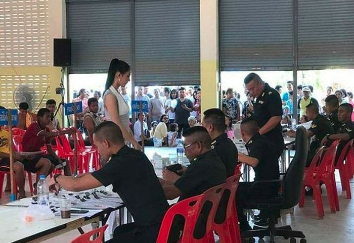 Natt bikin hbeoh antrean daftar Wamil