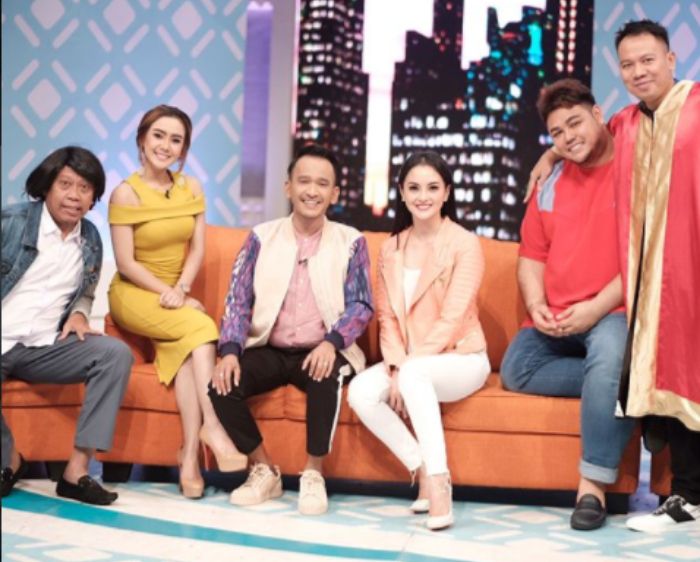 Ririn Ekawati menjadi bintang tamu dalam acara talkshow