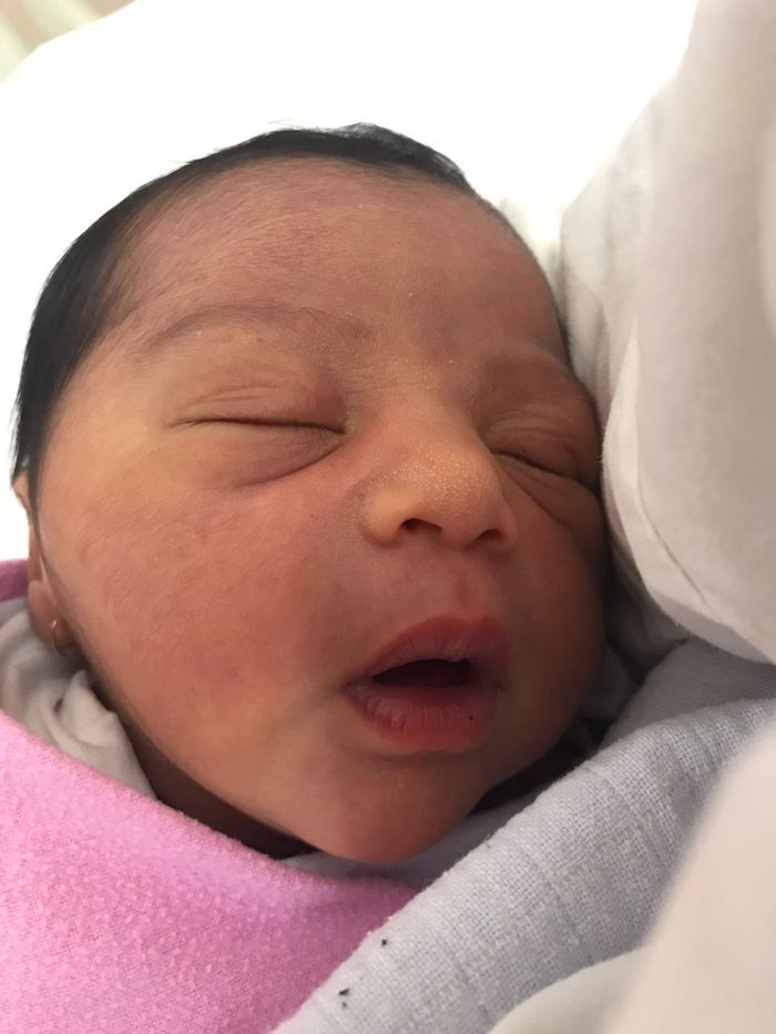 Anak Ketiga Shireen Sungkar dan Teuku Wisnu, Cut Shafiyyah Mecca Al-Fatih.