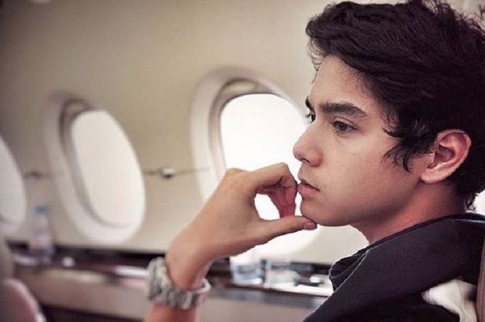 Al Ghazali peluk erat adik tirinya, Shafeea Ahmad