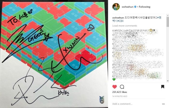 Sehun pamer tanda tangan EXO-CBX.