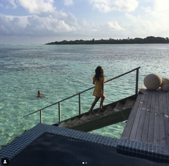 Raisa dan Hamish Daud saat berbulan madu di Maldives