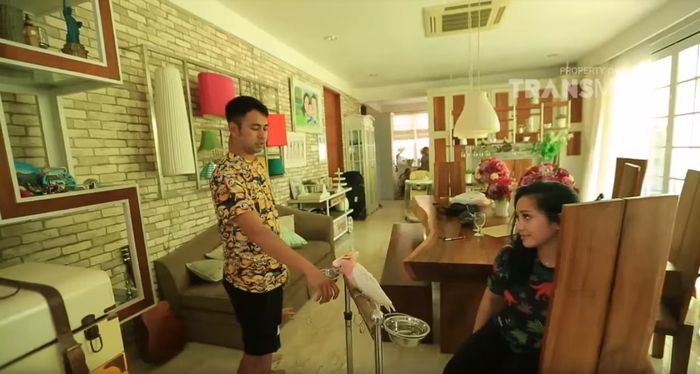 Burung Kakak Tua Raffi Ahmad