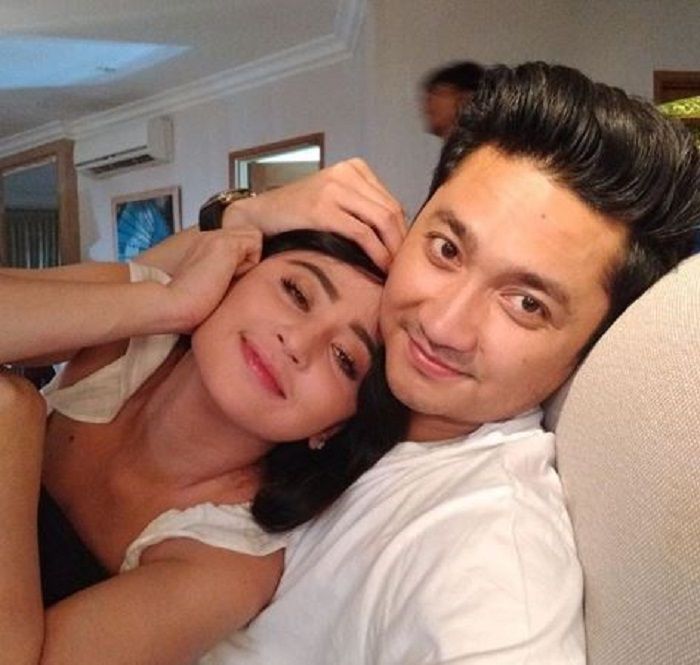 Dewi Perssik dan suaminya, Angga Wijaya.