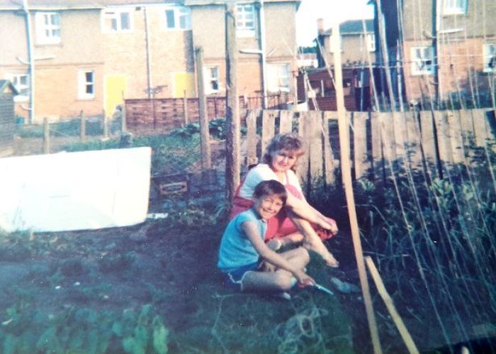 Mike di kebun Worcester