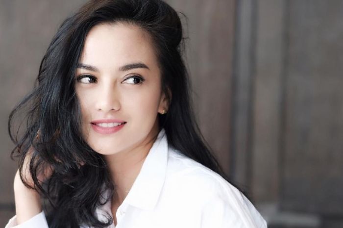 Ririn Ekawati yang Kerap Tampil Natural