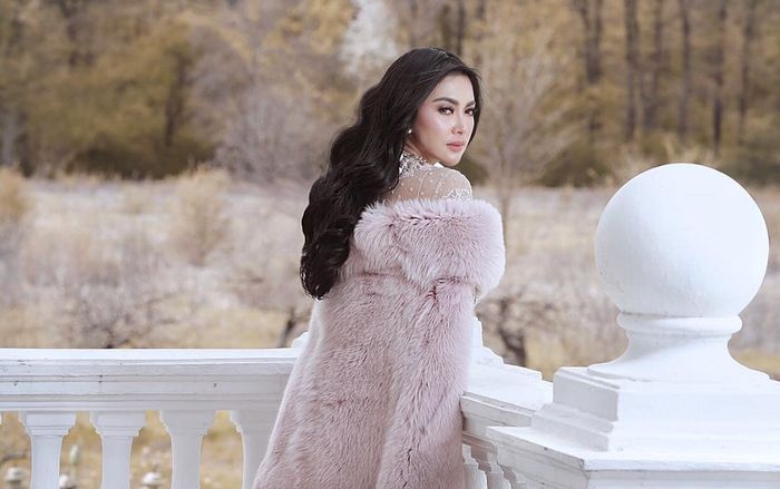 gaya hidup Syahrini yang mewah dan glamor