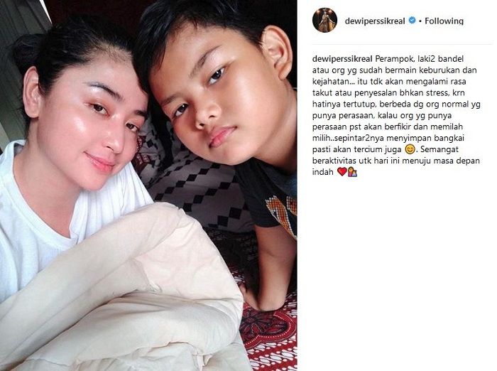 Unggahan Dewi Perssik soal laki-laki bandel