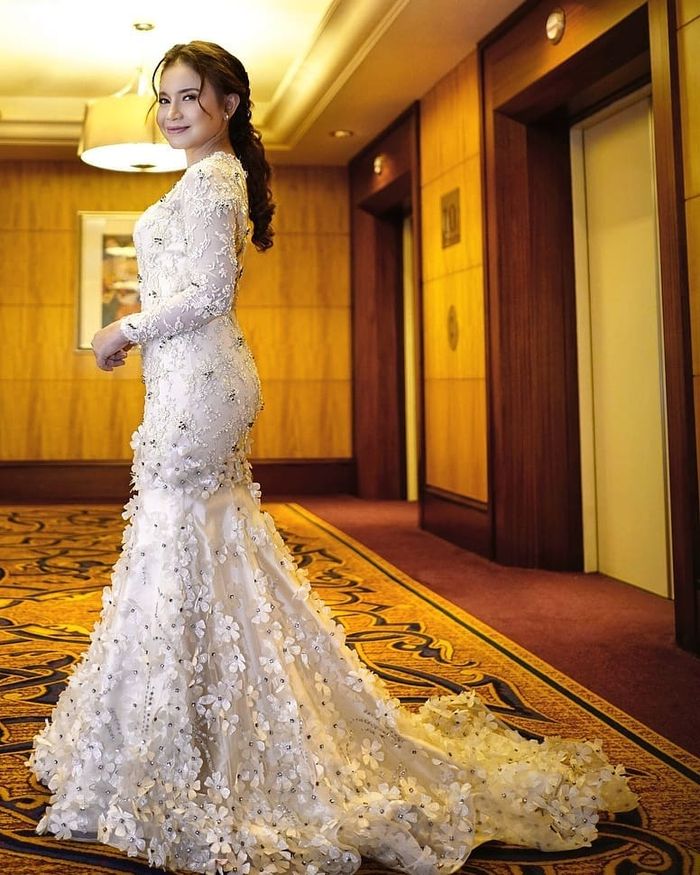 Rossa dikenal dengan penampilannya yang anggun dan elegan