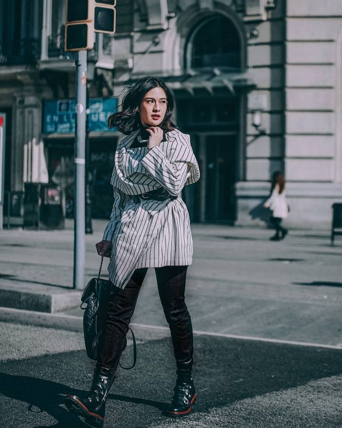 Dian Sastro punya berbagai macam fashion item mewah.