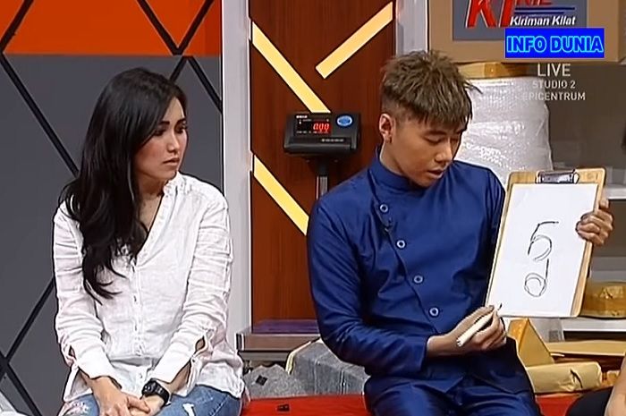 Ayu Ting Ting diramal Roy Kiyoshi