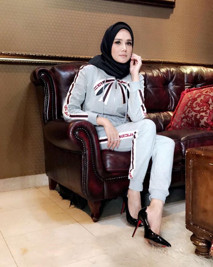 Mulan Jameela mantap untuk tampil berhijab.