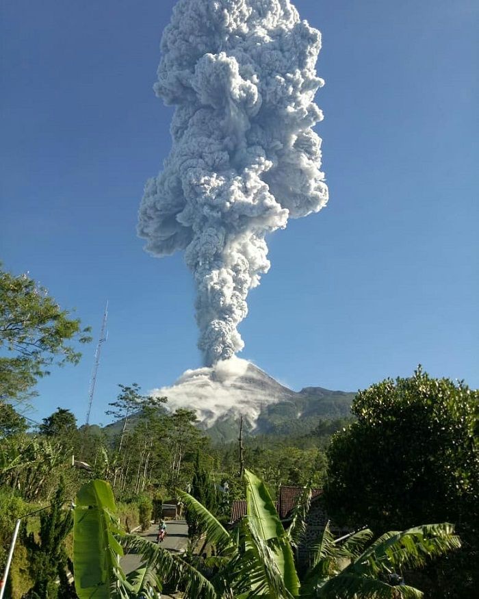 Visual Merapi saat terjadi letusan pagi ini (1/6/2018)