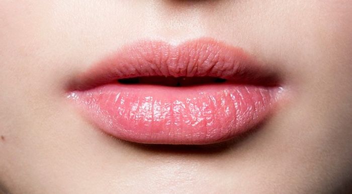 Bibir lembap selama puasa